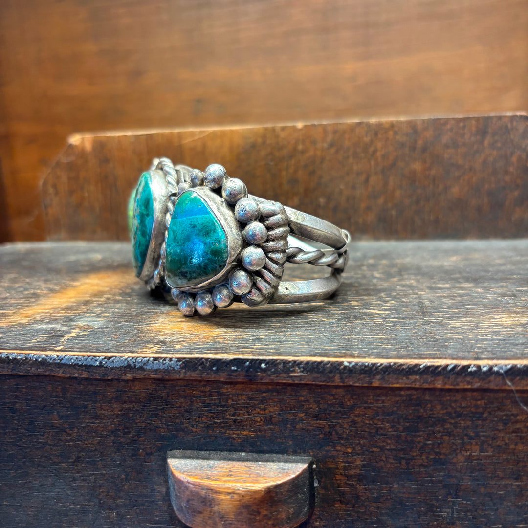 Vintage Arizona Bisbee Azurite 3 Stone Row Cuff