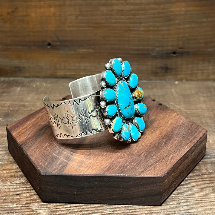 Campitos Turquoise Cluster Cuff