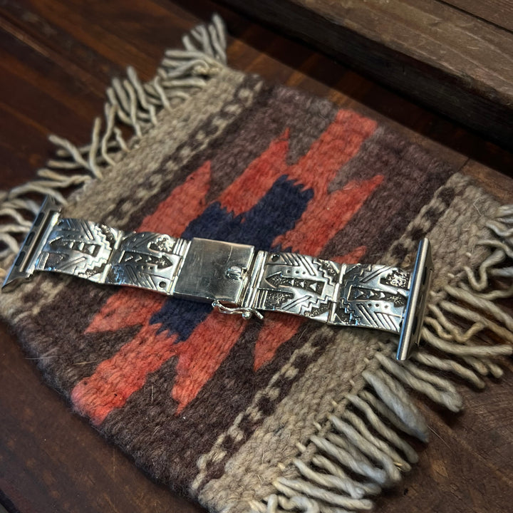 Arrow Silver Country Apple Watch Band