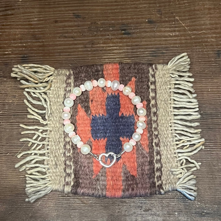 Pink Conch Shell & Freshwater Pearls Bracelet