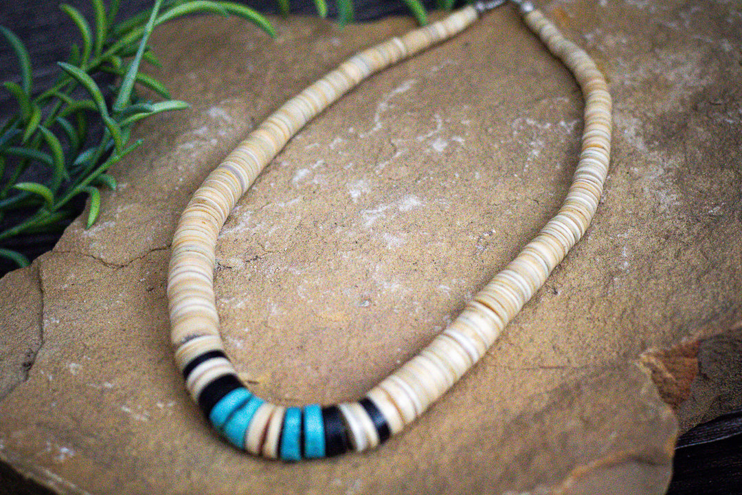 Vintage Santo Domingo (Kewa) Pueblo 1970's Melun Shell, Jet, AZ Turquoise Heishi Beads Necklace20"