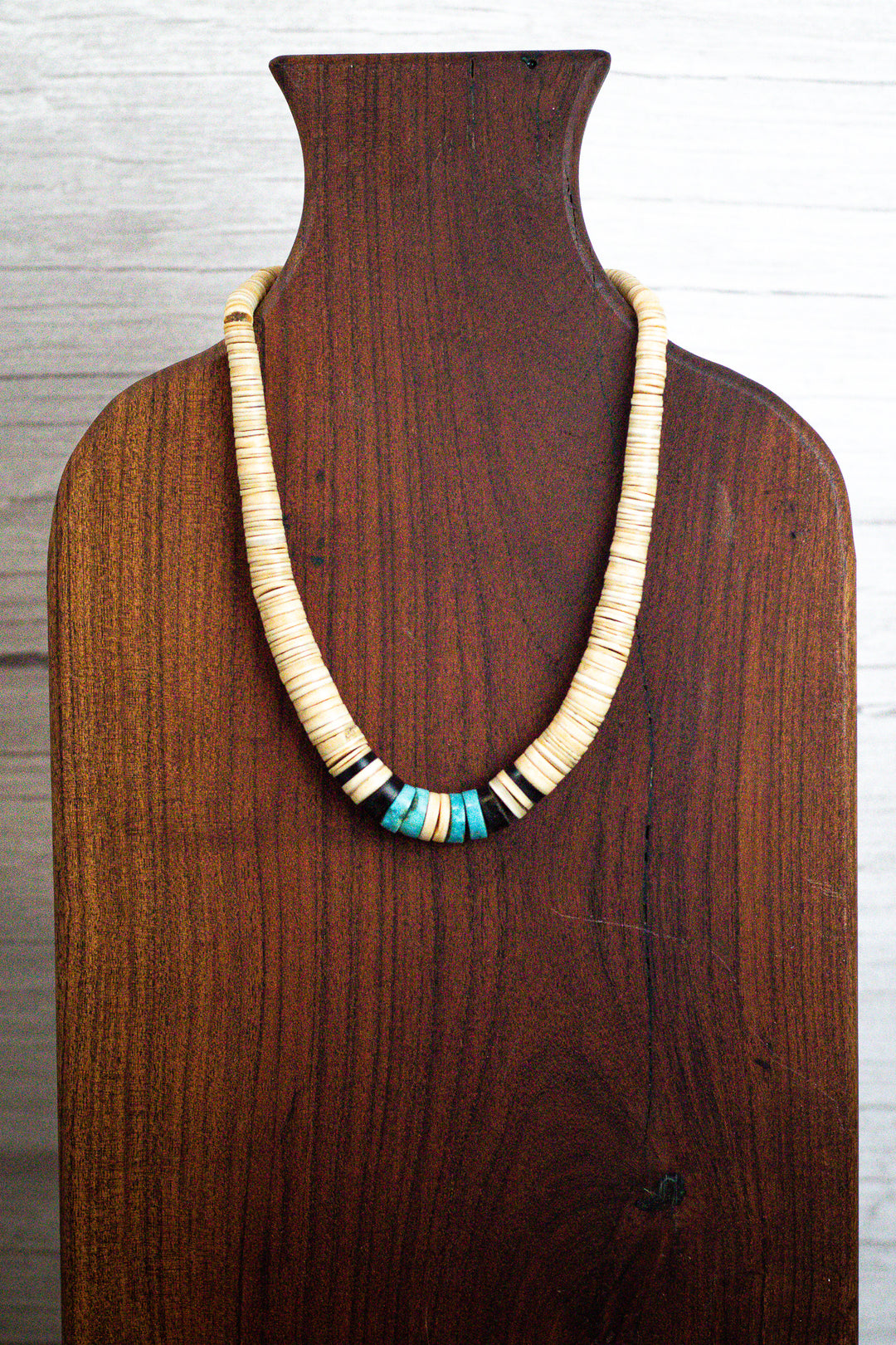 Vintage Santo Domingo (Kewa) Pueblo 1970's Melun Shell, Jet, AZ Turquoise Heishi Beads Necklace20"