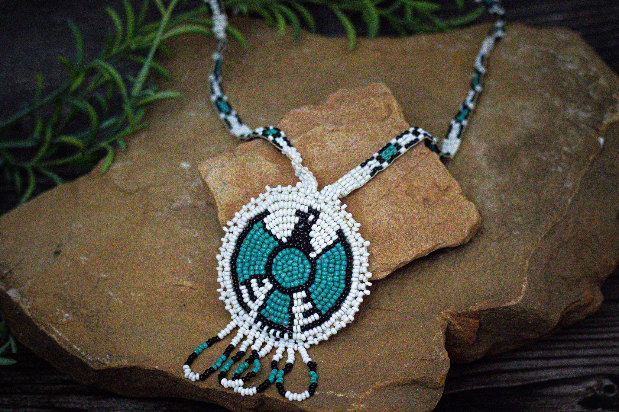 VTG Bird Beaded Necklace outlet