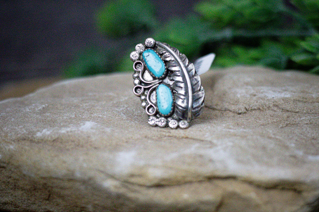 Arizona Turquoise Leaf 2 Stone 1-1/2 Long Vintage 1970's Navajo Sterling Silver Ring Size 10.5