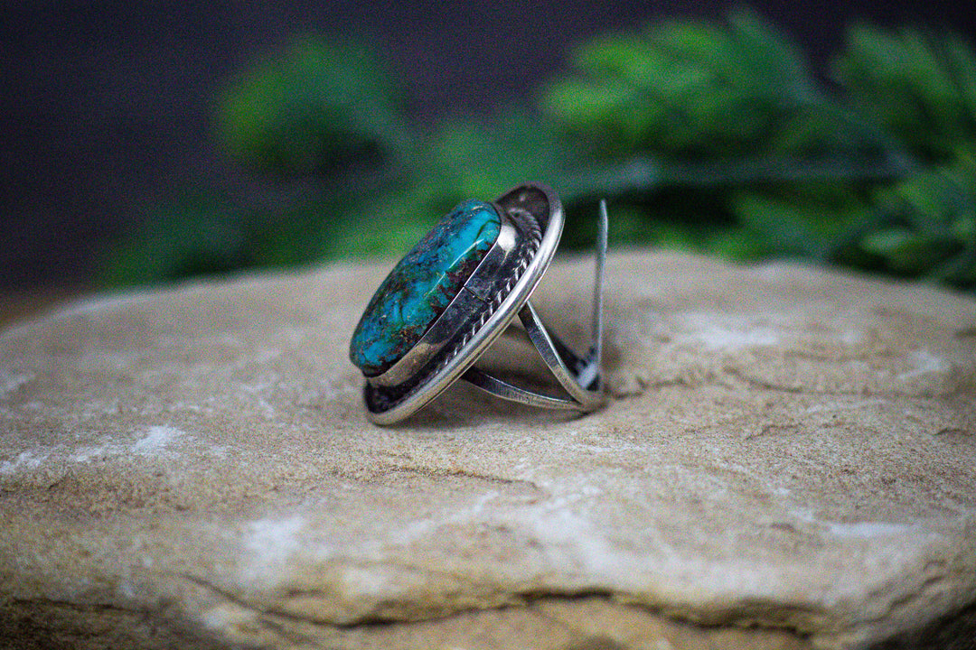 Blue Diamond Dome Nevada Turquoise Rope 1-1/2 Long Vintage 1970's Navajo Sterling Silver Ring Size 10