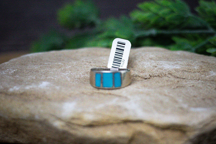 Arizona Turquoise Inlay Vintage 1970's Navajo Sterling Silver Ring Size 9.5