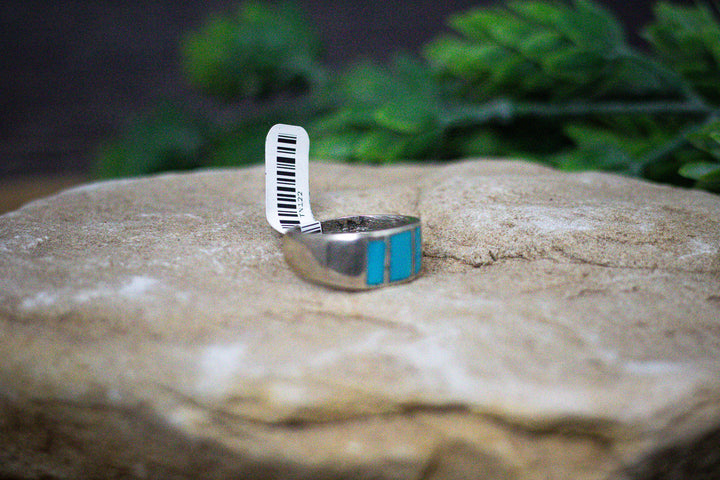 Arizona Turquoise Inlay Vintage 1970's Navajo Sterling Silver Ring Size 9.5