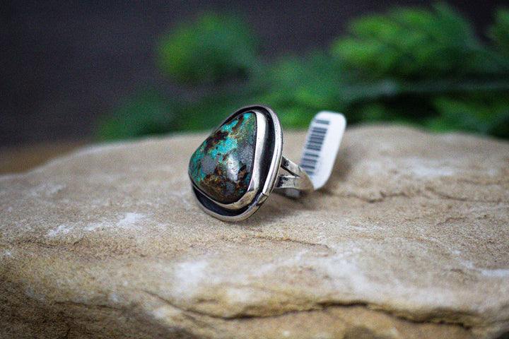 Montezuma Nevada Turquoise Vintage 1970's Sterling Silver Ring Size 9.5