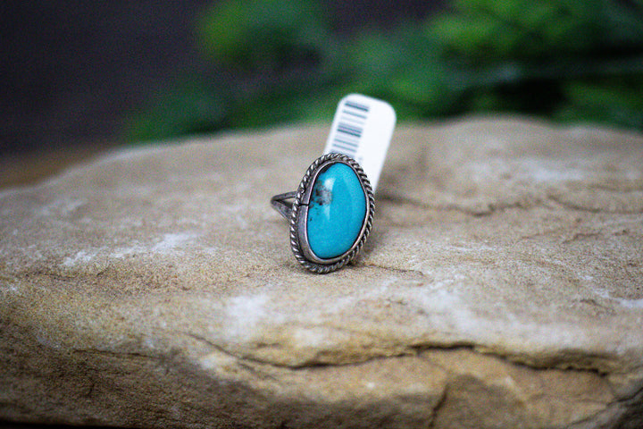 Arizona Turquoise 1 Long Vintage 1970's Sterling Silver Ring Size 7