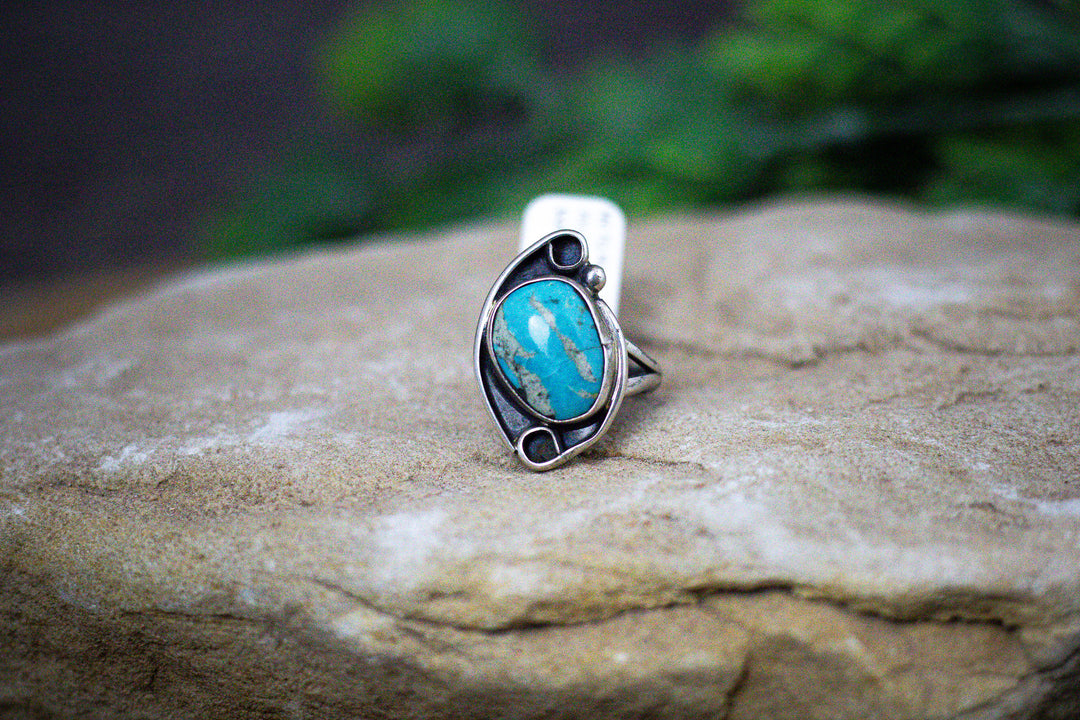 Nevada Turquoise 1 Long Vintage 1970's Sterling Silver Ring Size 7