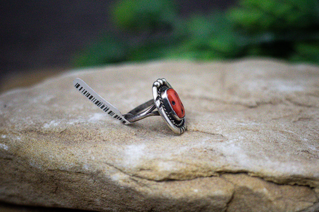 Mediterranean Branch Coral Vintage Ring