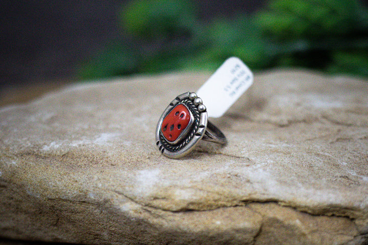 Mediterranean Branch Coral Vintage Ring