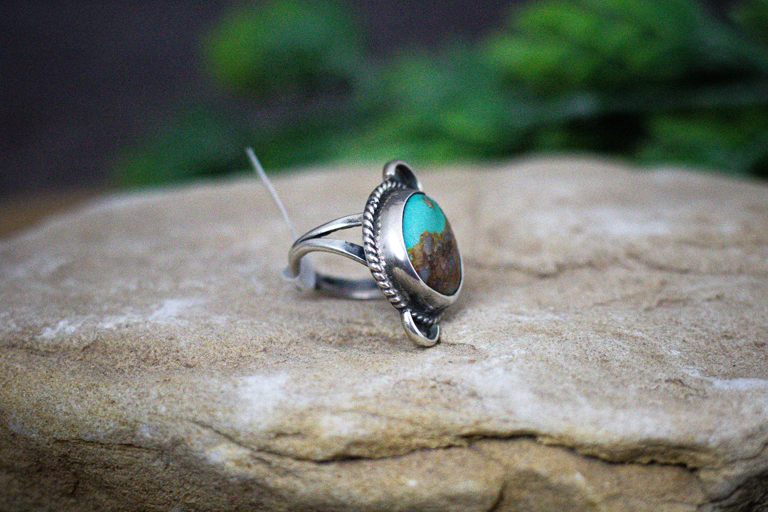 Nevada Turquoise Vintage Handle Ring