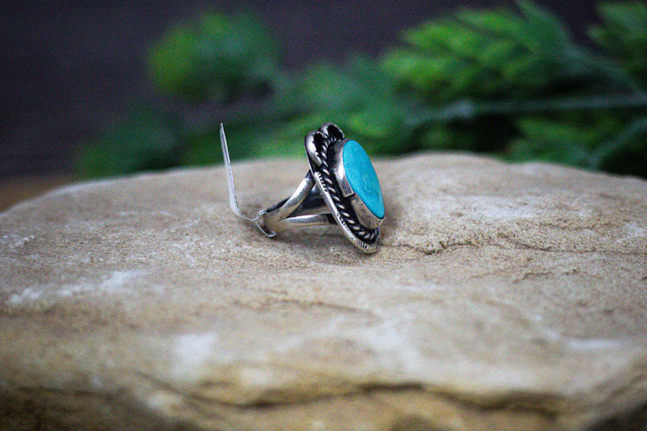 Arizona Turquoise 1 Long Vintage 1970's Sterling Silver Ring Size 5