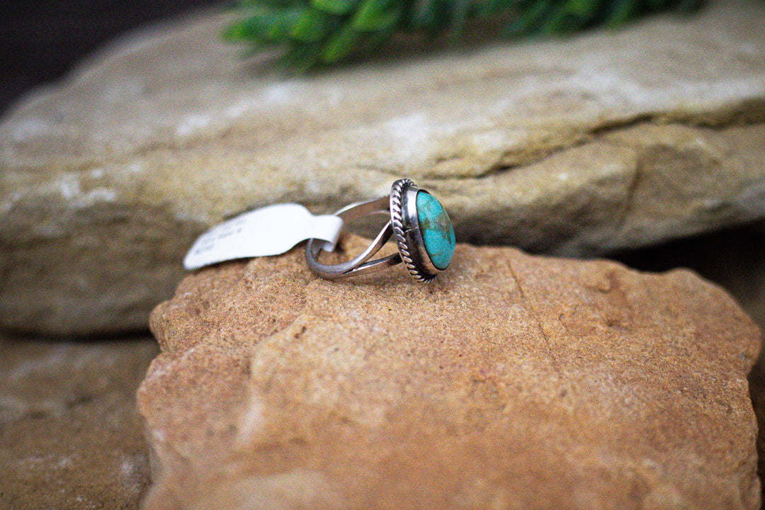 Nevada Turquoise 5/8 Long Vintage 1970's Sterling Silver Ring Size 4