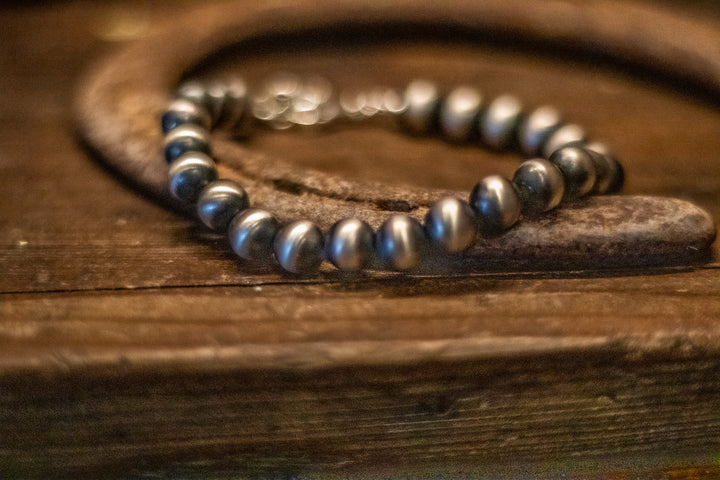 8mm Navajo Pearl Bracelet