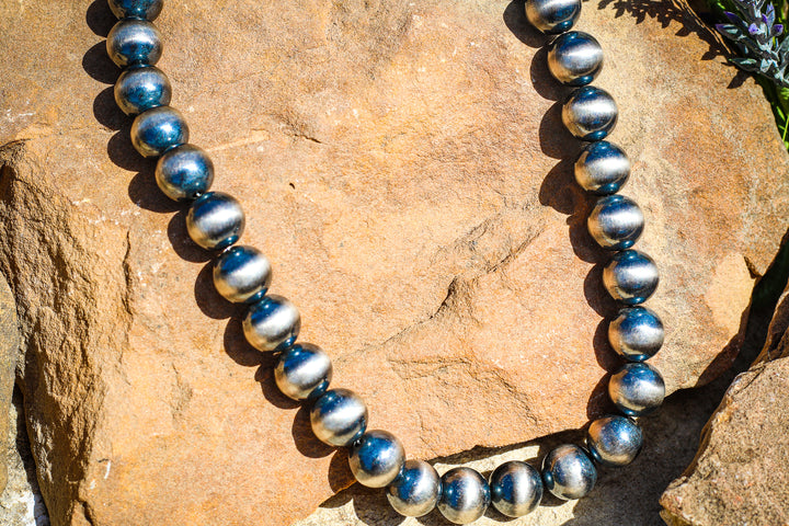 Navajo Pearls 16mm 14" Necklace