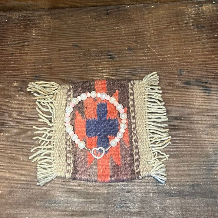 Pink Conch Shell & Freshwater Pearls Bracelet