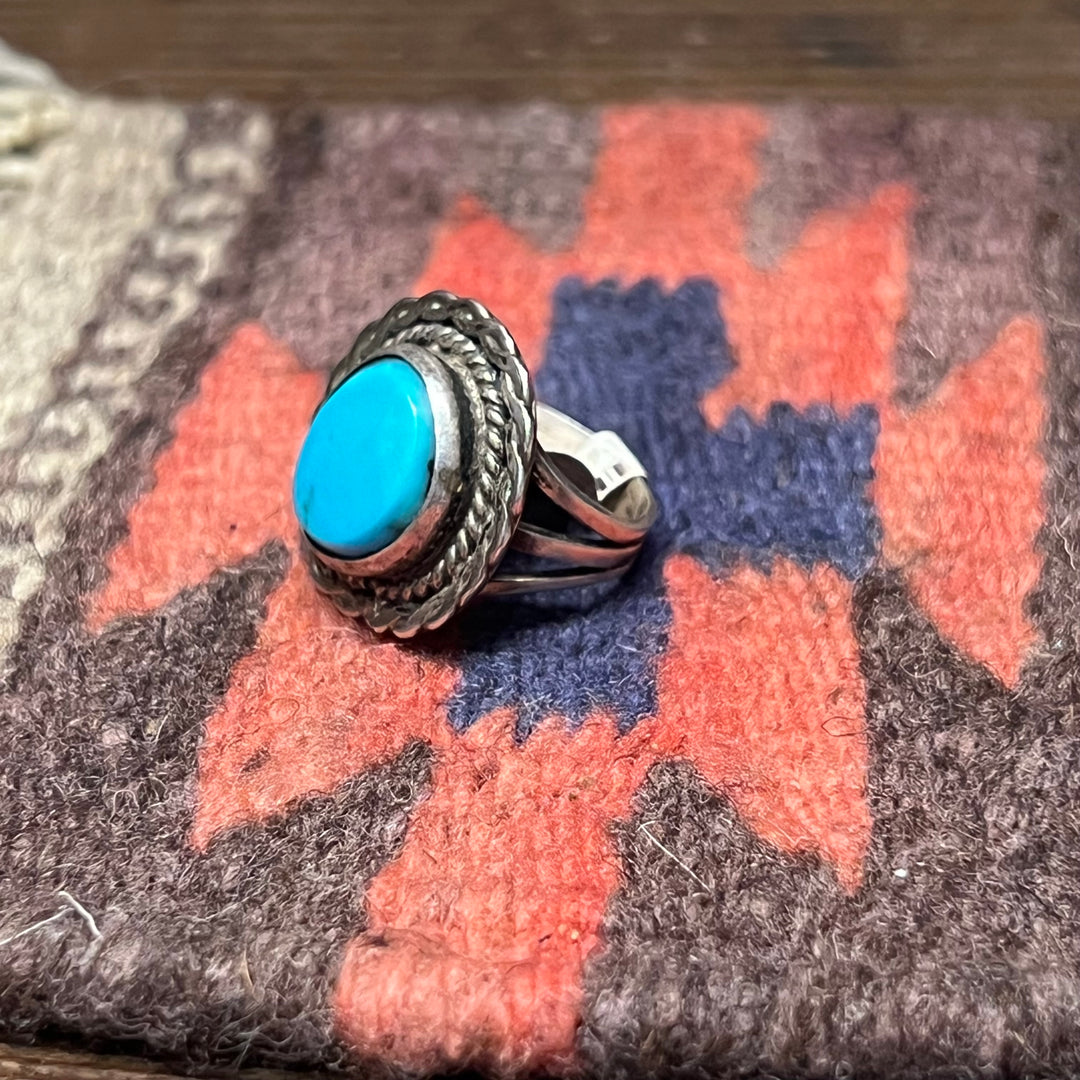 Arizona Turquoise 1" Long Vintage 1970's Sterling Silver Ring Size 6