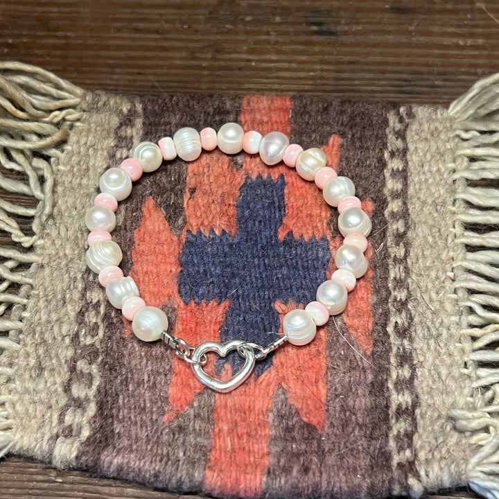 Pink Conch Shell & Freshwater Pearls Bracelet