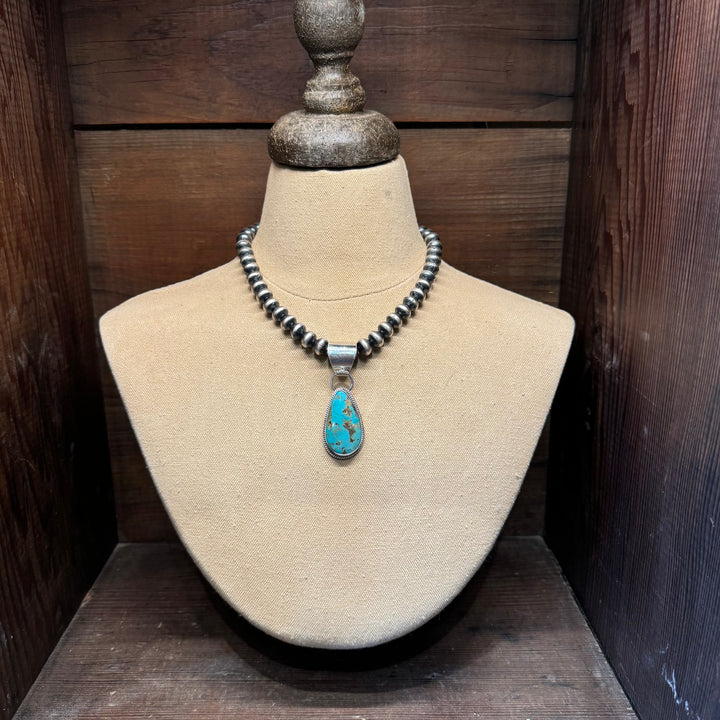 Green Campitos Drop Pendant