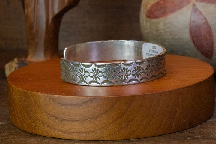 Sun Rays and Carpenter Design Men's Cuff