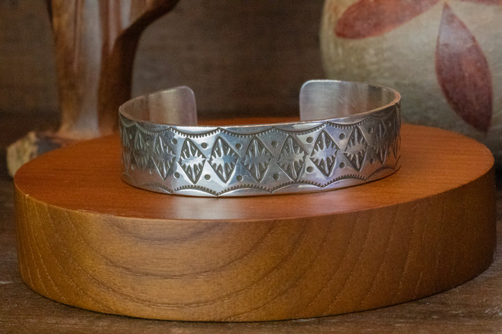 Lightening Cloud Design Men's Cuff