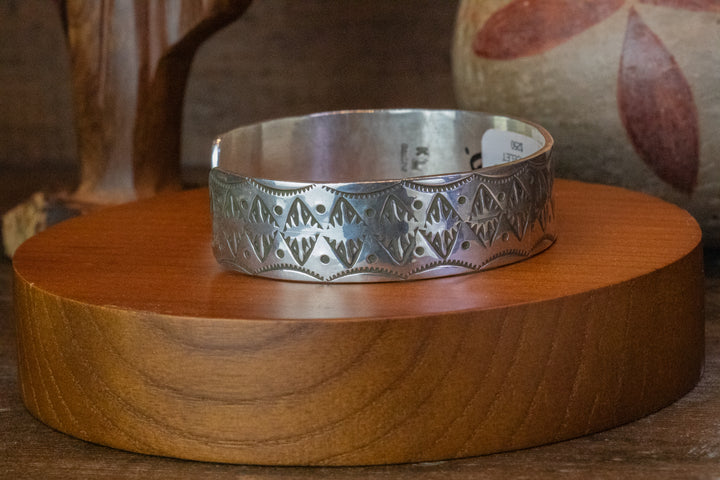 Lightening Cloud Design Men's Cuff