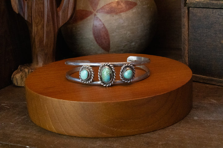 Vintage 3 Turquoise Stones Cuff