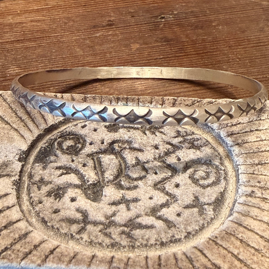 Saddleback Bangle