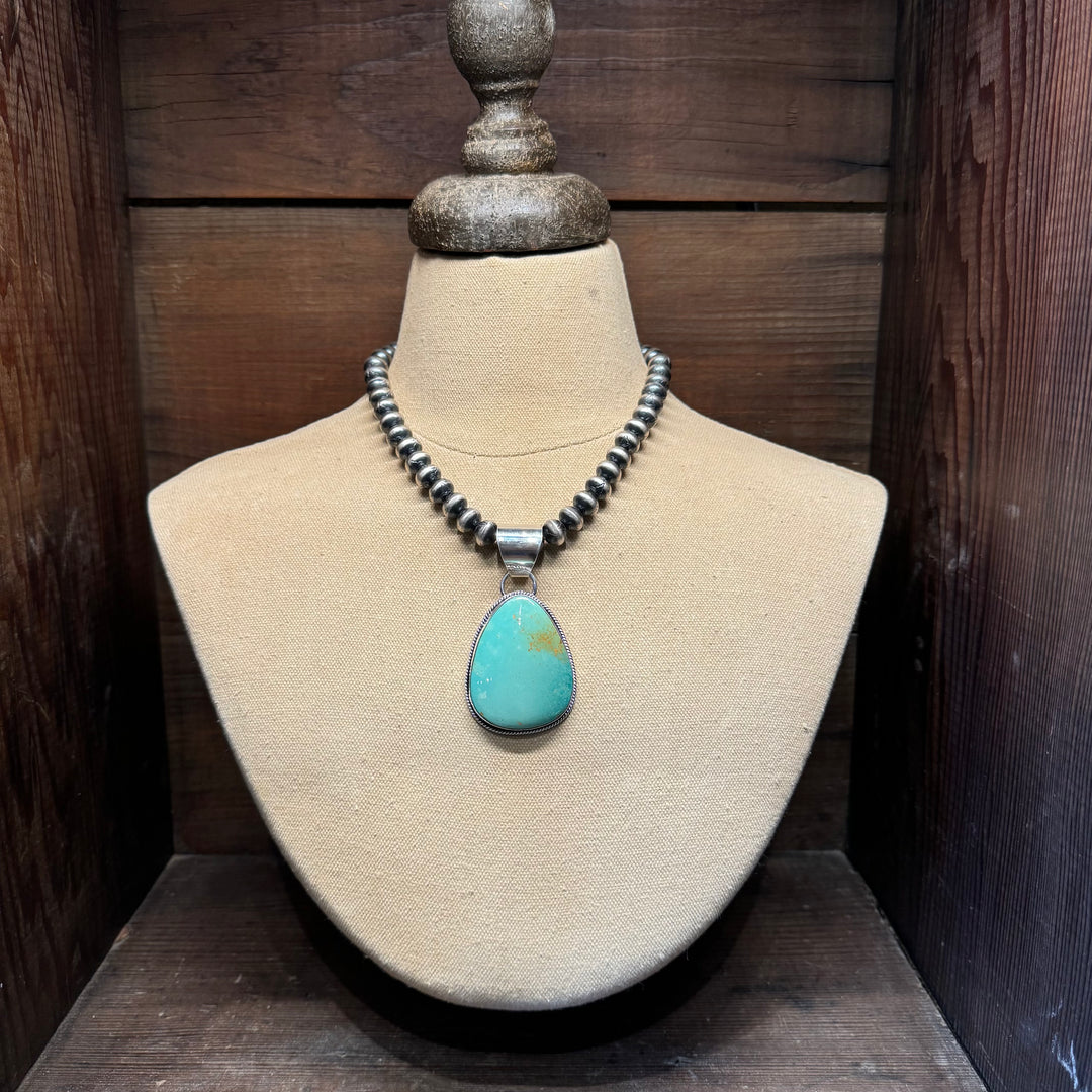 Green Campitos Pendant