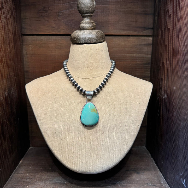 Green Campitos Pendant