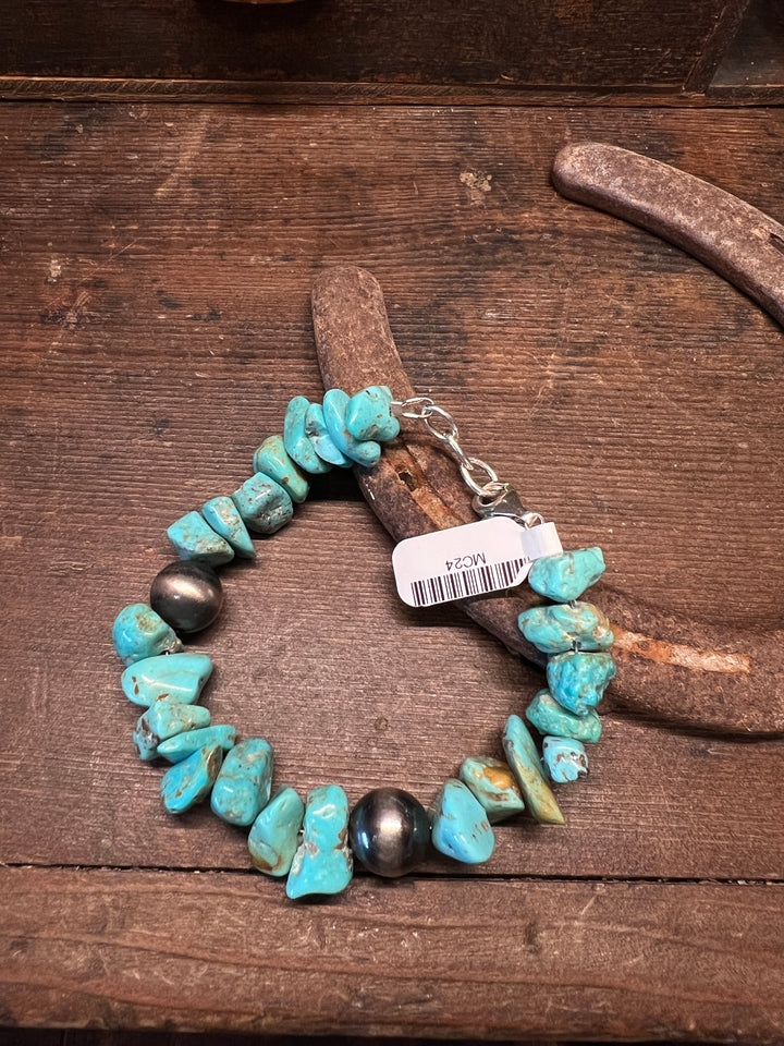 Kingman Turquoise Nugget Beads Bracelet