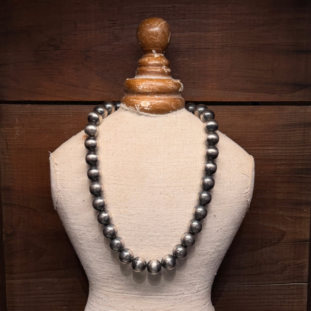 14mm 20" Navajo Pearl Necklace
