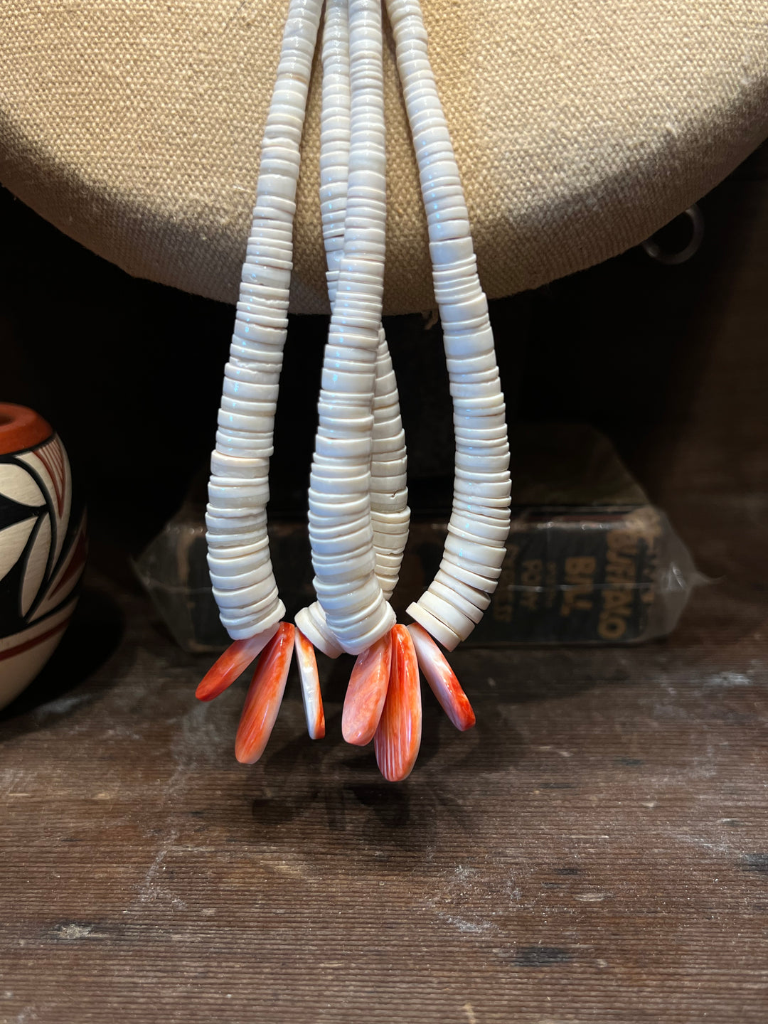 White Clam Shell & Red Spiny Joccla Necklace