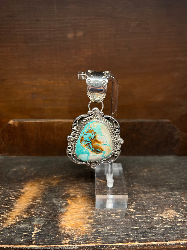 Cresant Valley Turquoise Pendant