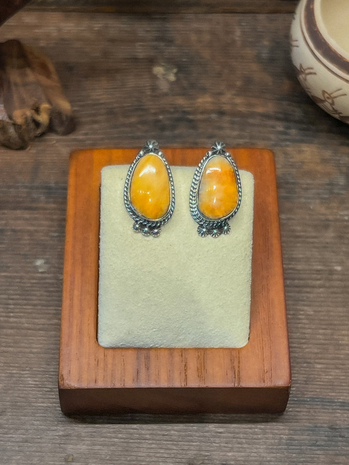 Orange Spiny Oyster Studs