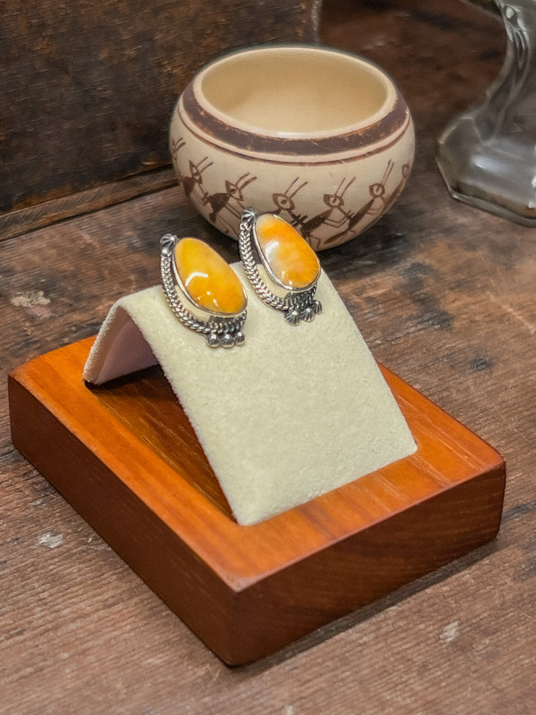 Orange Spiny Oyster Studs