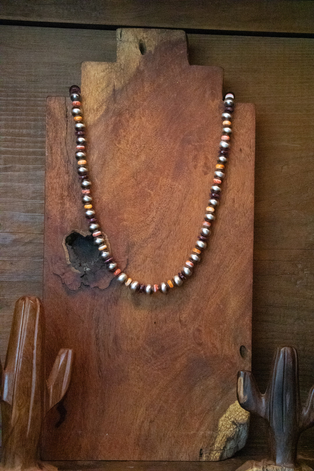 8mm Navajo Pearls & Spiny Necklace