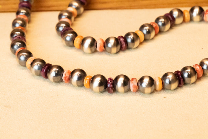 8mm Navajo Pearls & Spiny Necklace